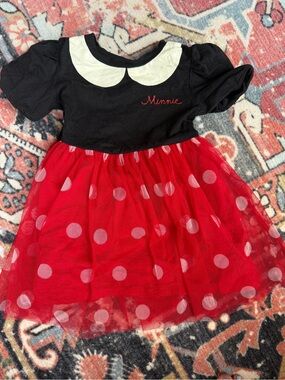 GAP baby Disney Black and White Toddler Top
